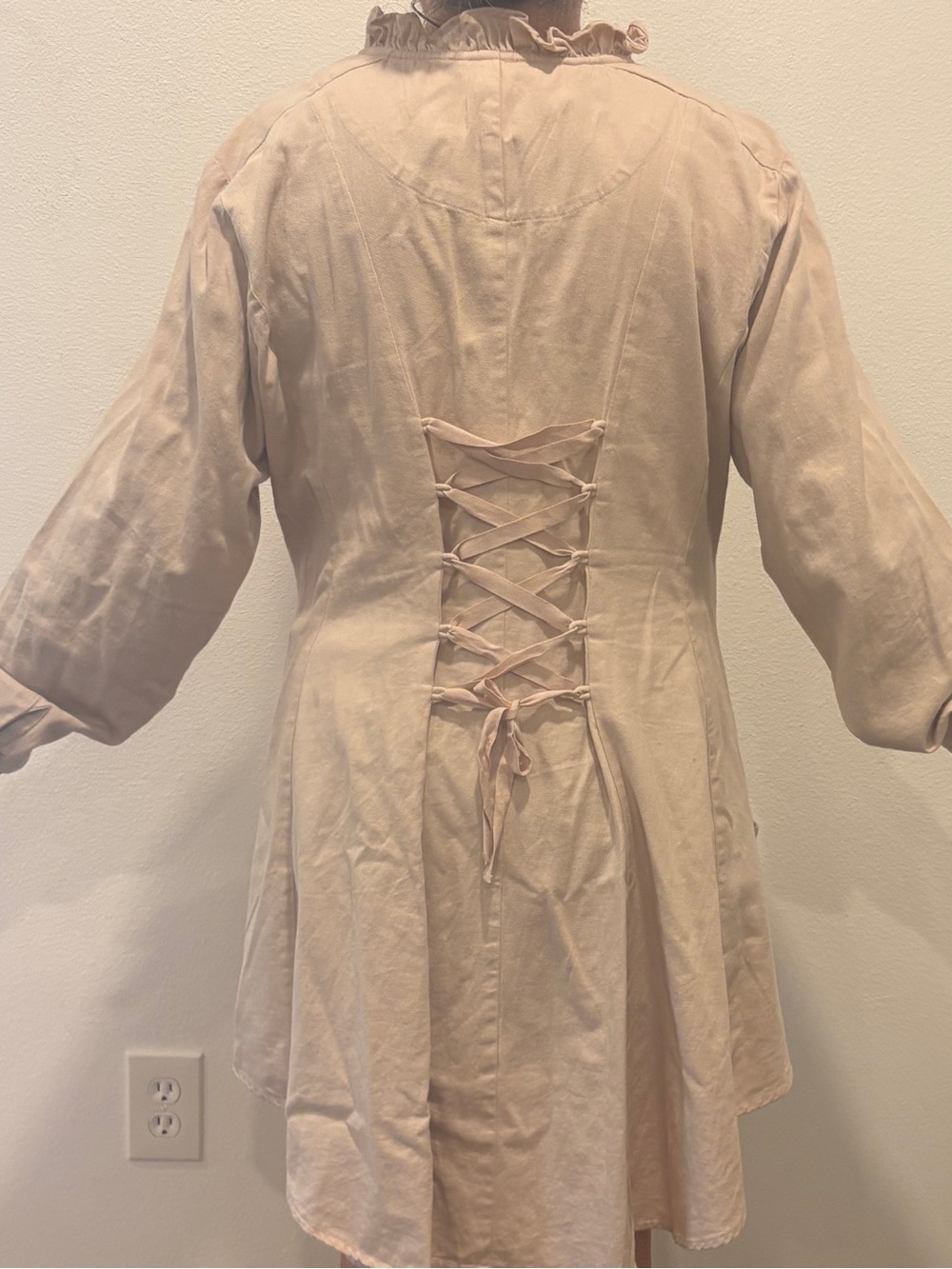 Vtg April Cornell Women’s XL Pale Pink Ruffle Neck Lace-Up Button Front Blouse